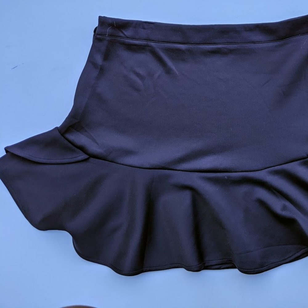 Black skirt Piperlime Collection